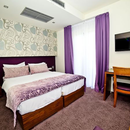 Hotel Gala Split Podstrana Exteriör bild