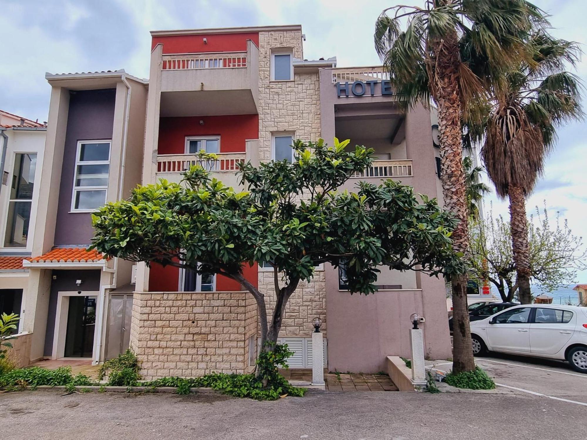 Hotel Gala Split Podstrana Exteriör bild