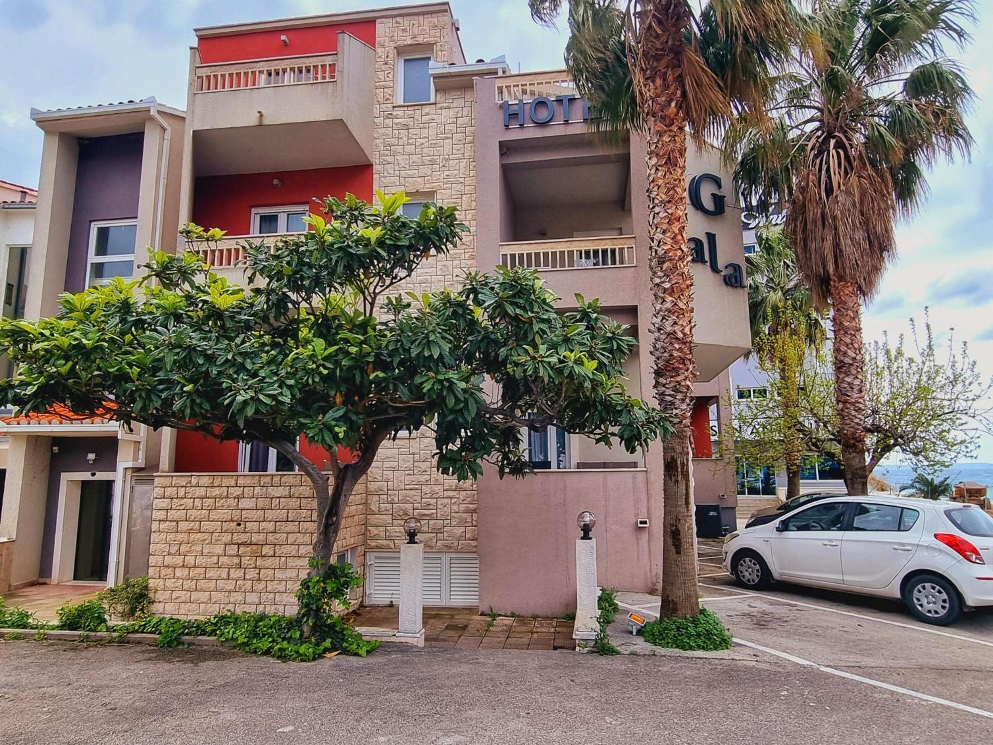 Hotel Gala Split Podstrana Exteriör bild